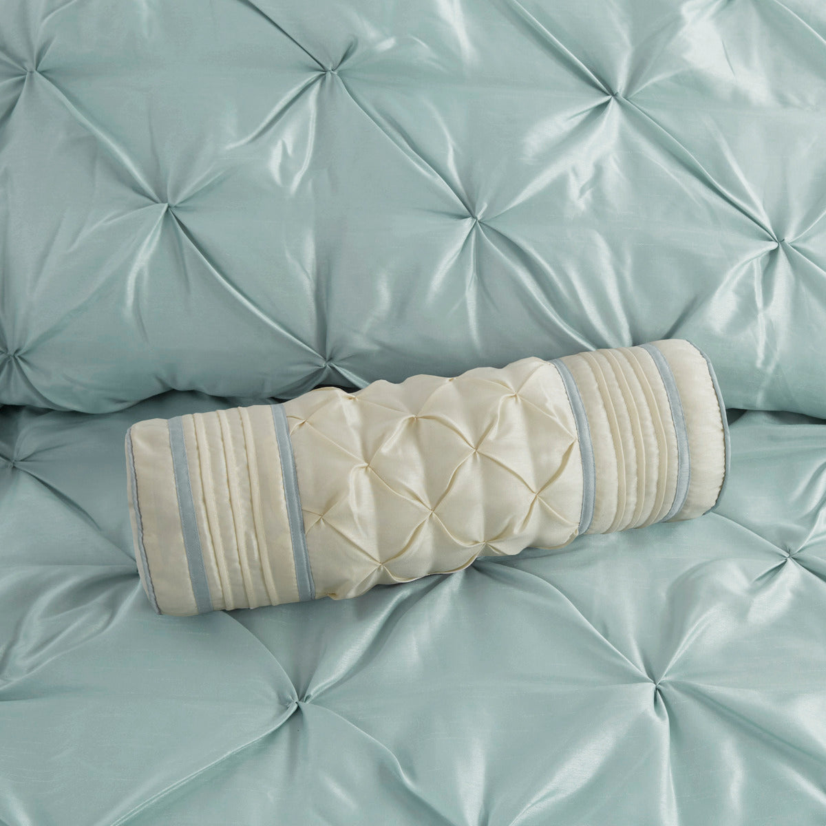 7 Piece Tufted Seafoam Comforter Set and a Cal King