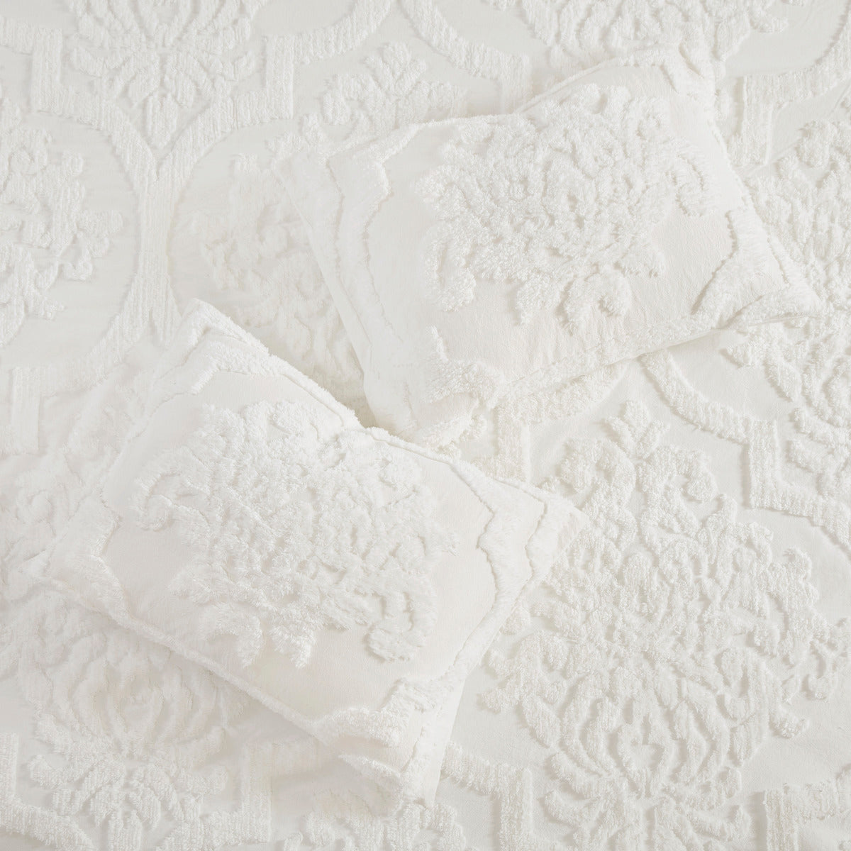 Off White Tufted Cotton King Comforter Set