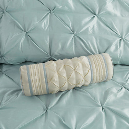 7 Piece Tufted Comforter Set in Seafoam King