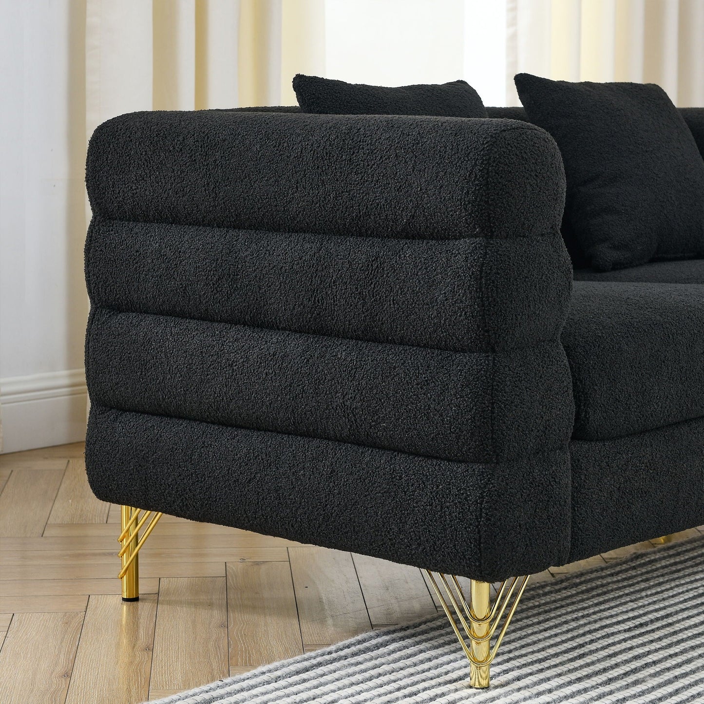 Streamline and Sleek Modern Sectional Sofa