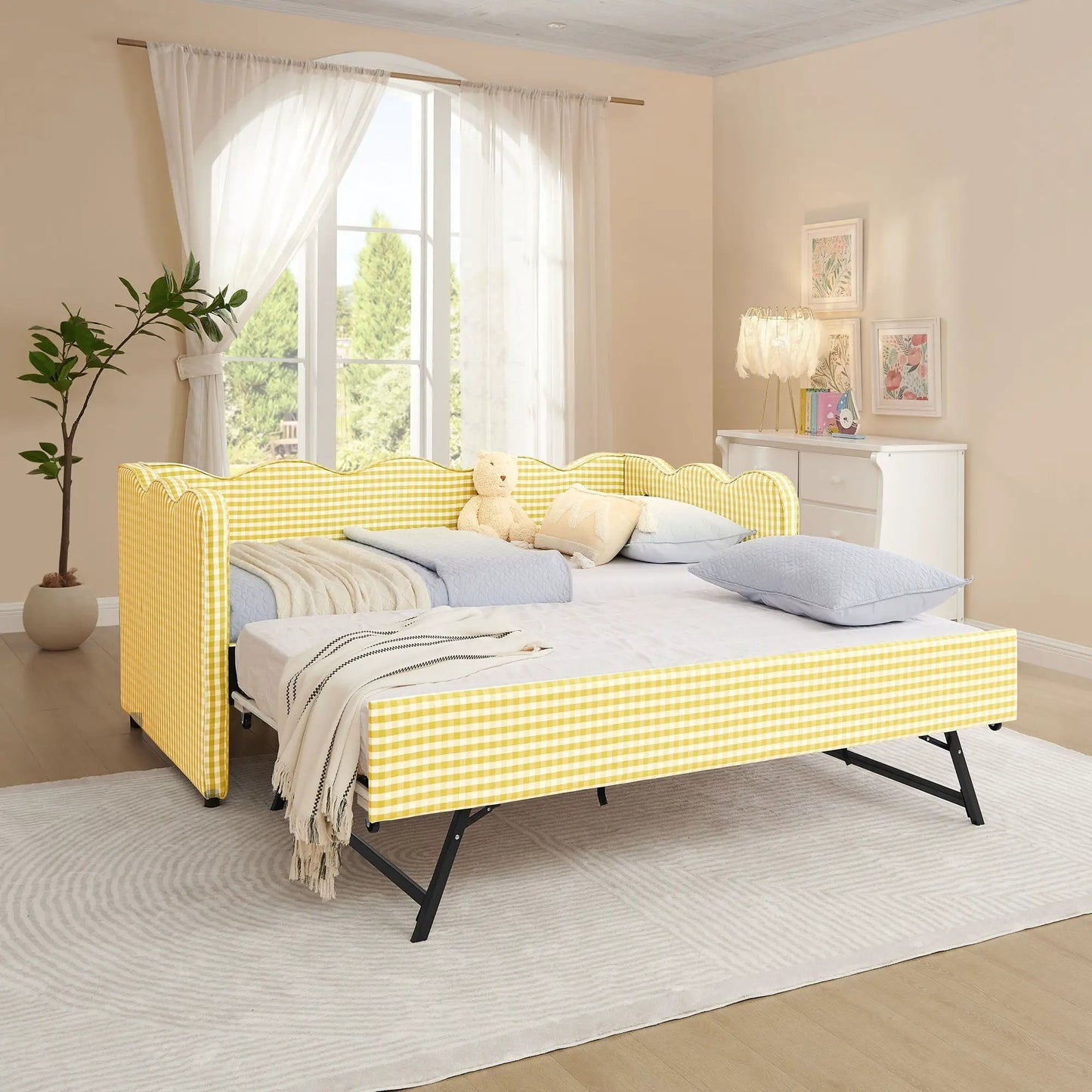 Gingham Daybed With USB Port and Wave Design