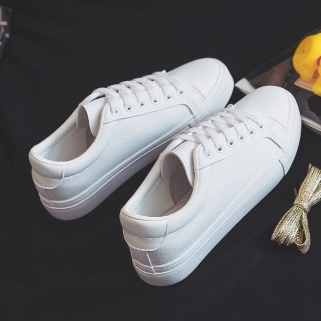 Stevvex women's white vulcanized leather sneakers, casual lace-up low-top pair on Tampa Home & Garden Store