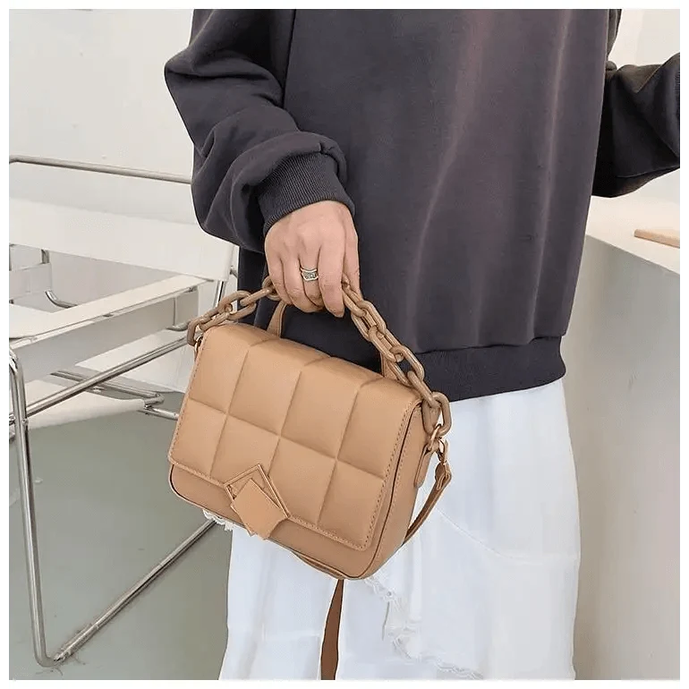 Stevvex tan quilted shoulder bag with chunky chain handle cross-body ST93140LMN on Tampa Home & Garden Store