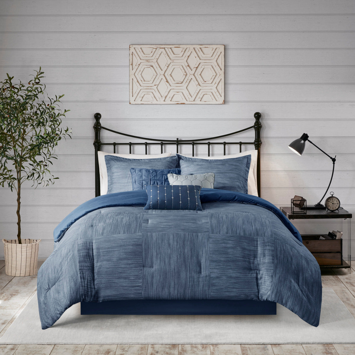 7 Piece Printed Seersucker Comforter Set Navy