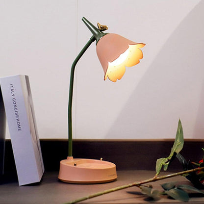Stevvex Flower LED Desk Lamp with pink petal shade on a green stem and peach base on Tampa Home & Garden Store
