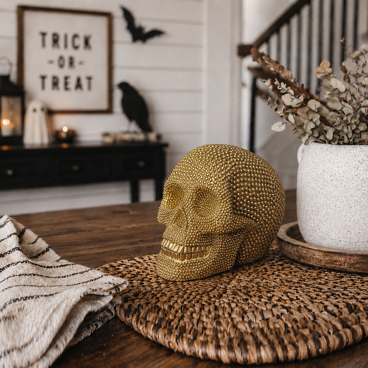 Resin Skull Gold