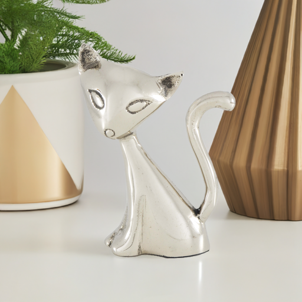 Vibhsa silver cat ring holder jewelry organizer, cat-shaped figure with curved tail on Tampa Home & Garden Store