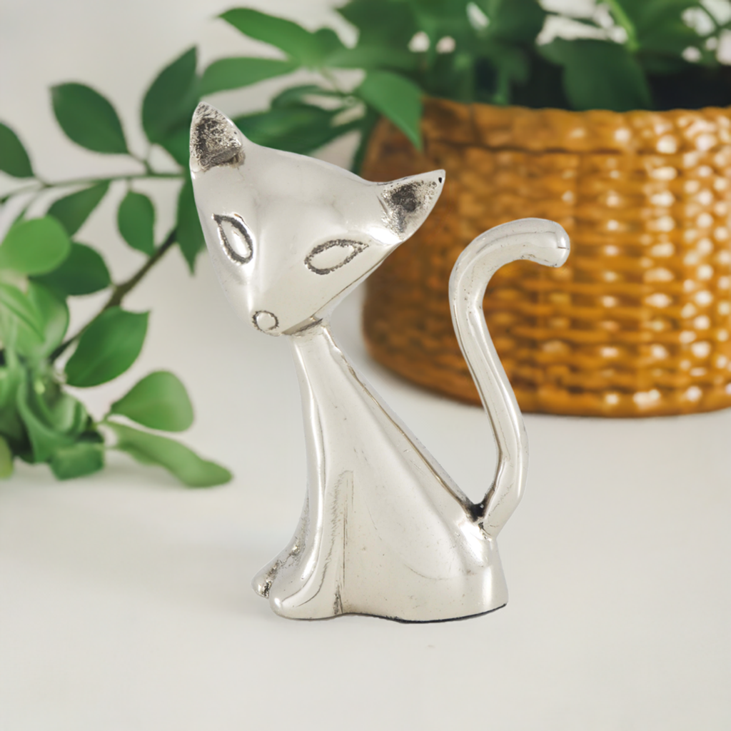 Vibhsa silver cat ring holder jewelry organizer with curved tail on Tampa Home & Garden Store