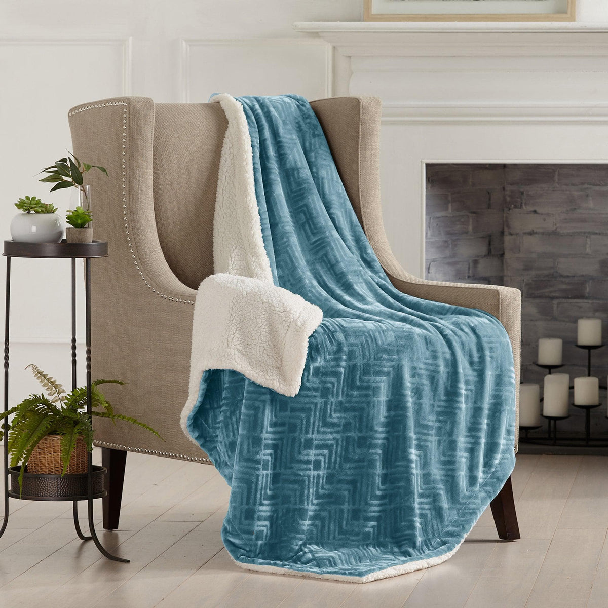 Velvet Plush Sherpa Luxury Bed Blanket blue Great Bay Home Cielo Collection on Tampa Home & Garden Store