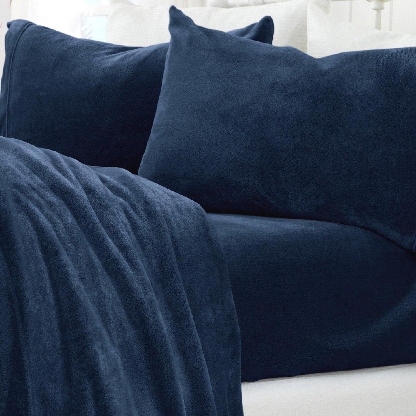 Ultra Soft Velvet Plush Bed Sheets and Luxe