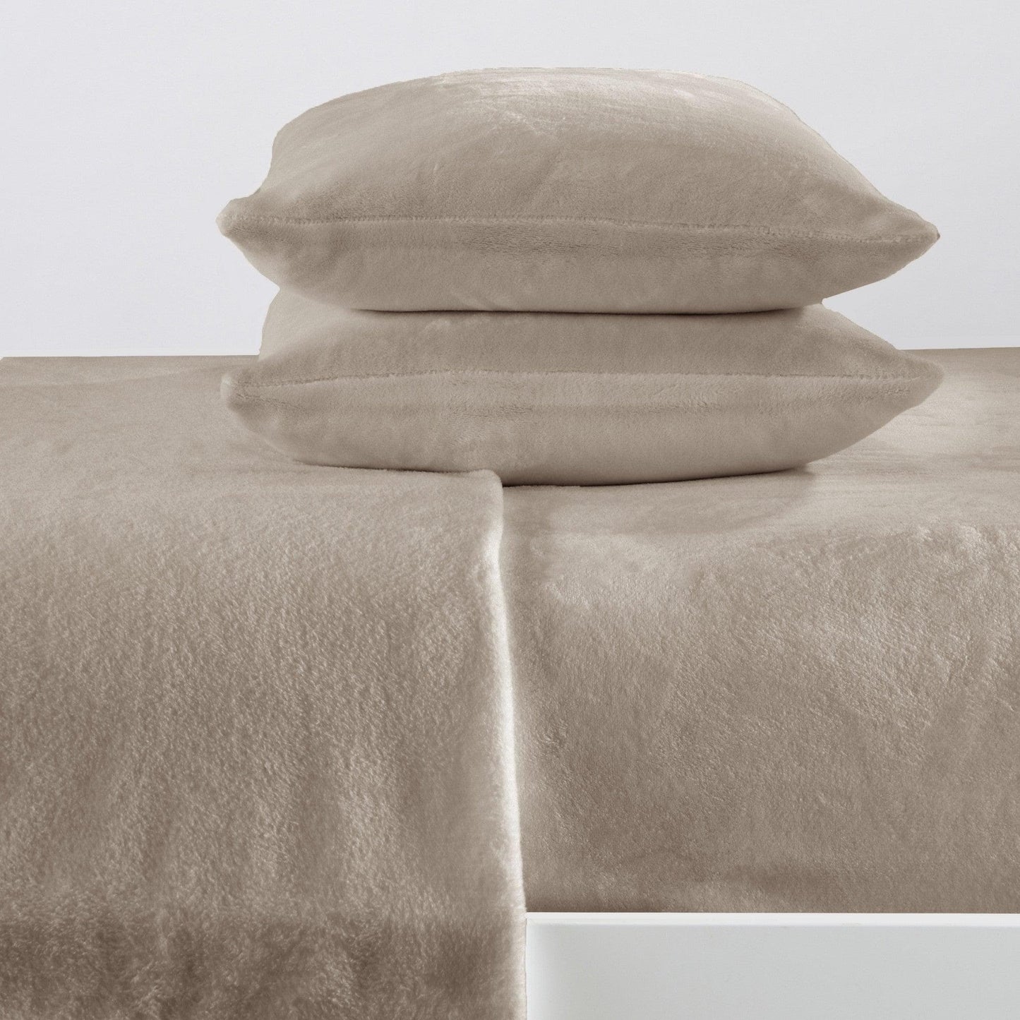 Ultra Soft Velvet Plush Bed Sheets and Luxe