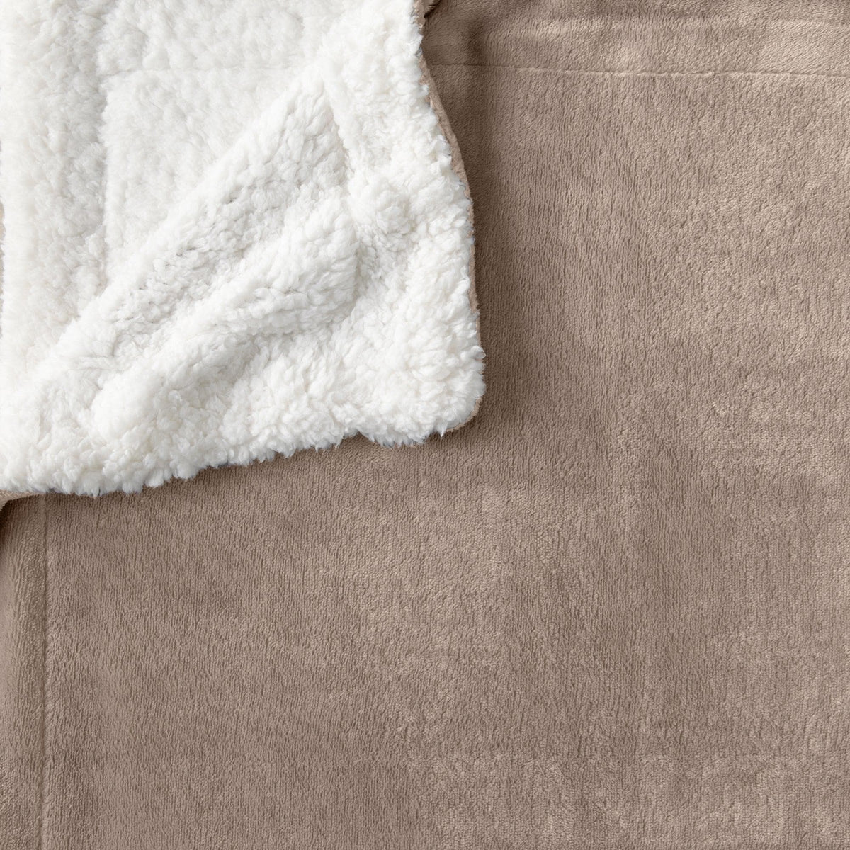 Velvet Plush Sherpa Luxury Bed Blanket - Kinsley Collection by Great Bay Home in white sherpa and taupe plush on Tampa Home & Garden Store