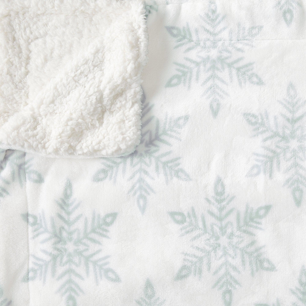 Velvet Plush Sherpa Luxury Bed Blanket Great Bay Home ivory sherpa with snowflake print on Tampa Home & Garden Store