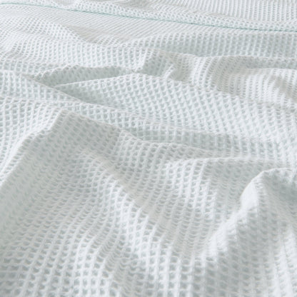 Organic Cotton And Waffle Weave Throw Blanket