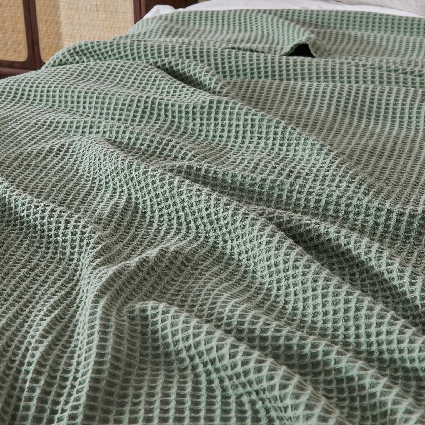 Organic Cotton And Waffle Weave Throw Blanket