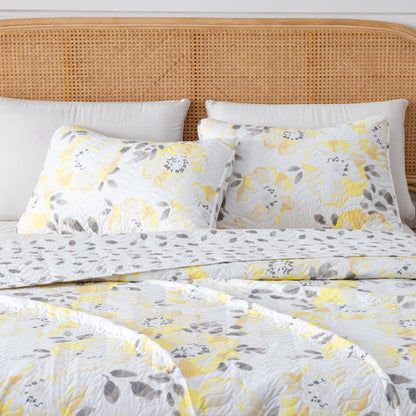 Helene Collection Floral Quilt Set with Shams
