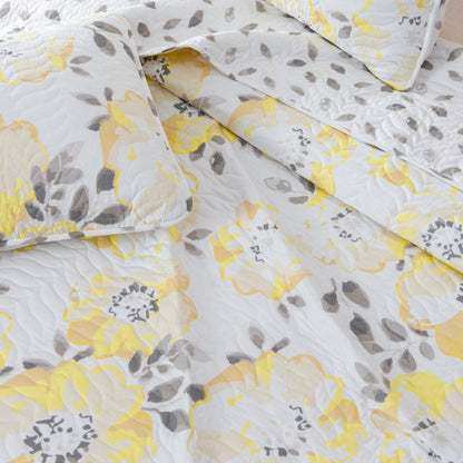 Helene Collection Floral Quilt Set with Shams