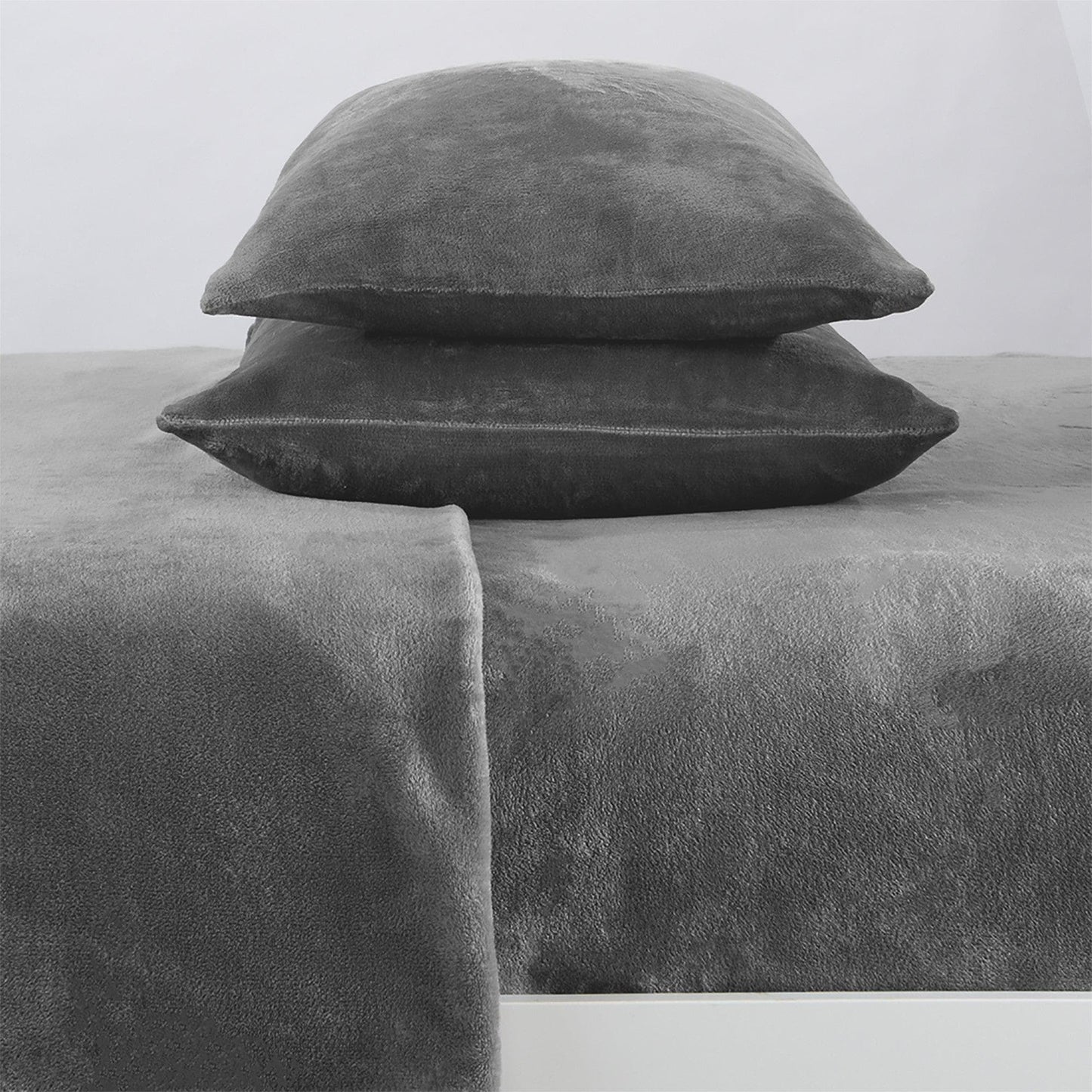 Ultra Soft Velvet Plush Bed Sheets and Luxe