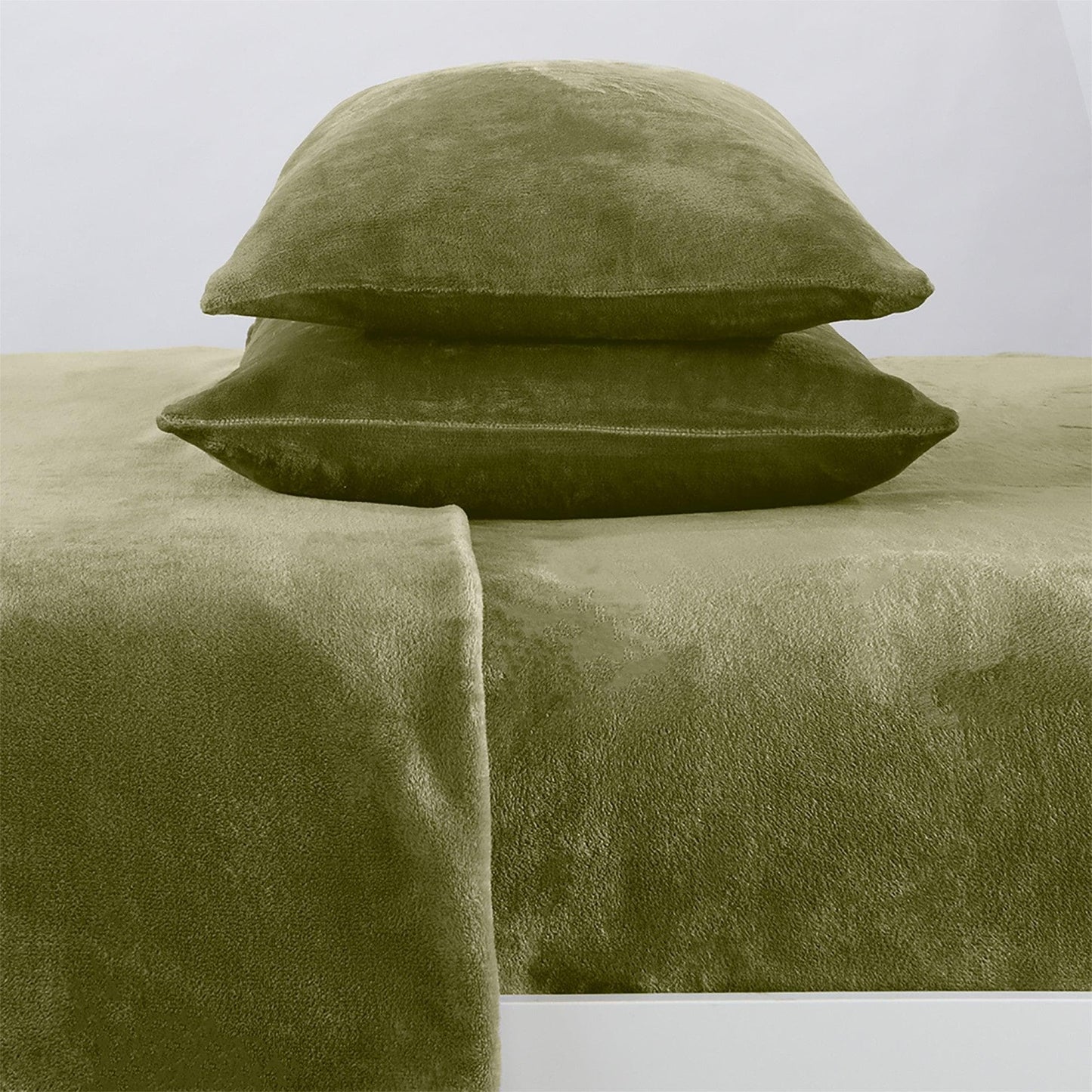 Ultra Soft Velvet Plush Bed Sheets and Luxe