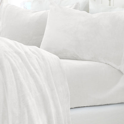 Ultra Soft Velvet Plush Bed Sheets and Luxe