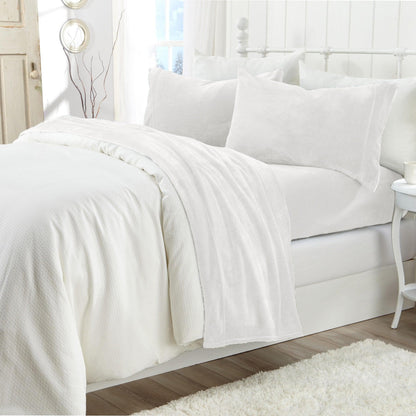 Ultra Soft Velvet Plush Bed Sheets and Luxe