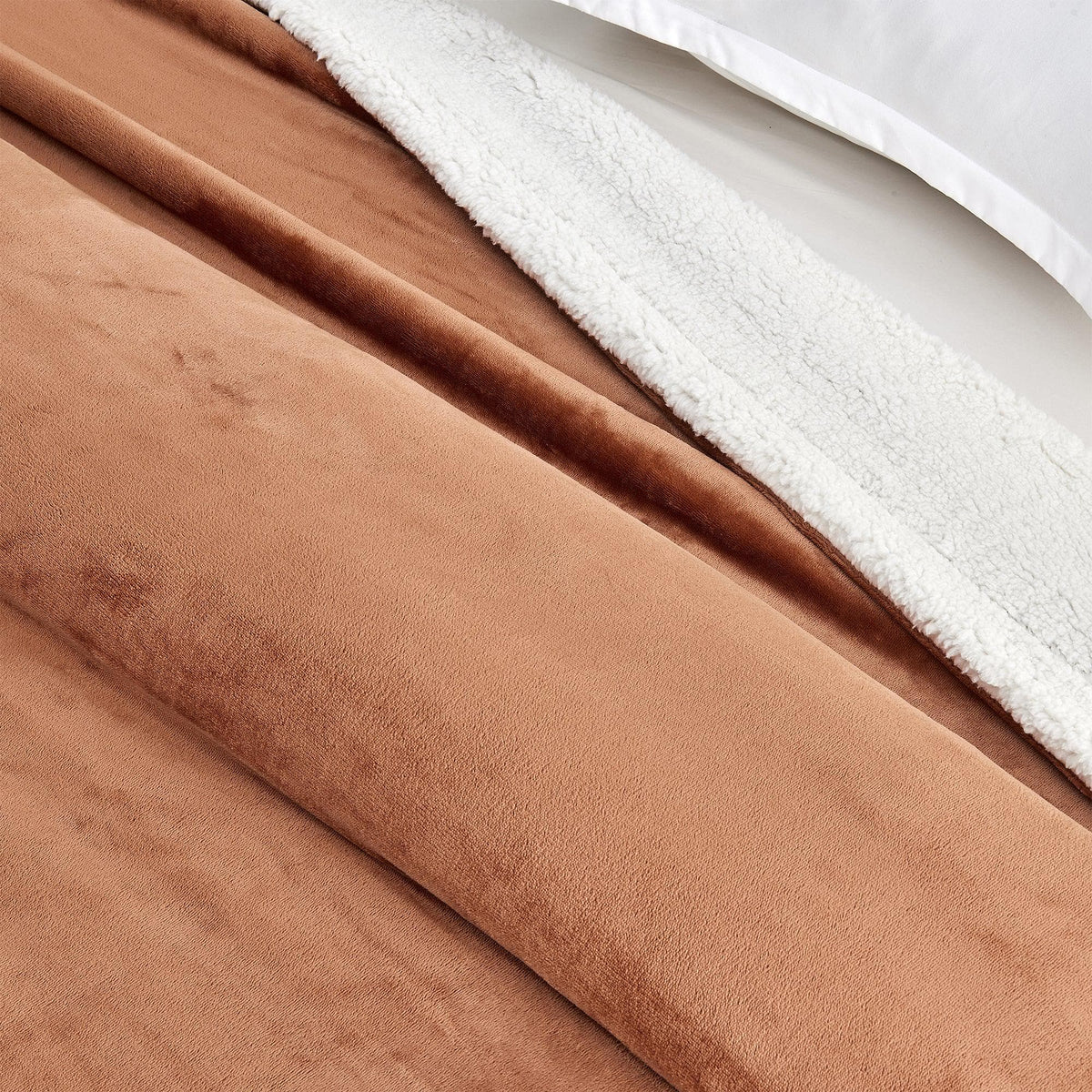 Velvet Plush Sherpa Bed Blanket - Kinsley brown velvet with sherpa edge by Great Bay Home on Tampa Home & Garden Store