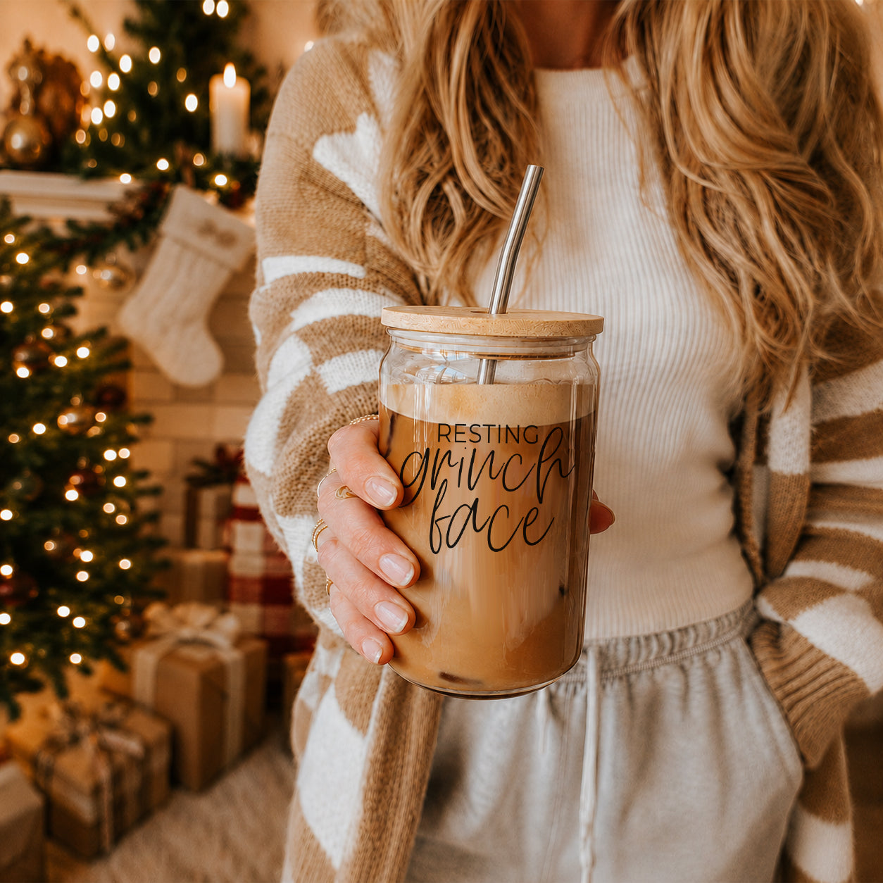 Gia Roma Grinch Face Set 17oz glass cup with wood lid and metal straw Resting Grinch Face text on Tampa Home & Garden Store