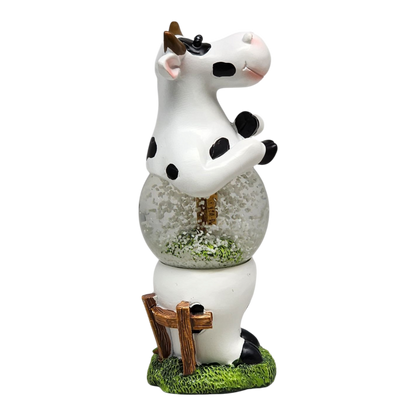 Boule à neige vache debout