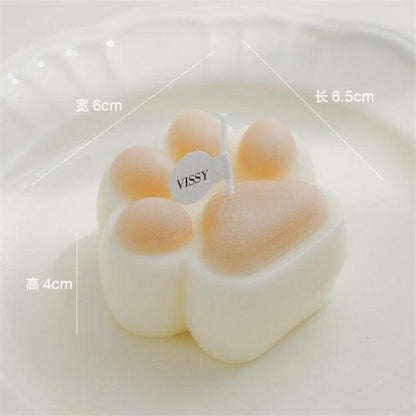 Bear-shaped scented candle with peach paws, white wax, VISSY tag, Candles on Tampa Home & Garden Store