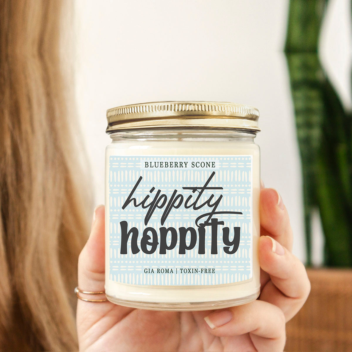 Blueberry Scone Candle by Gia Roma in a clear glass jar with a gold lid, toxin-free on Tampa Home & Garden Store