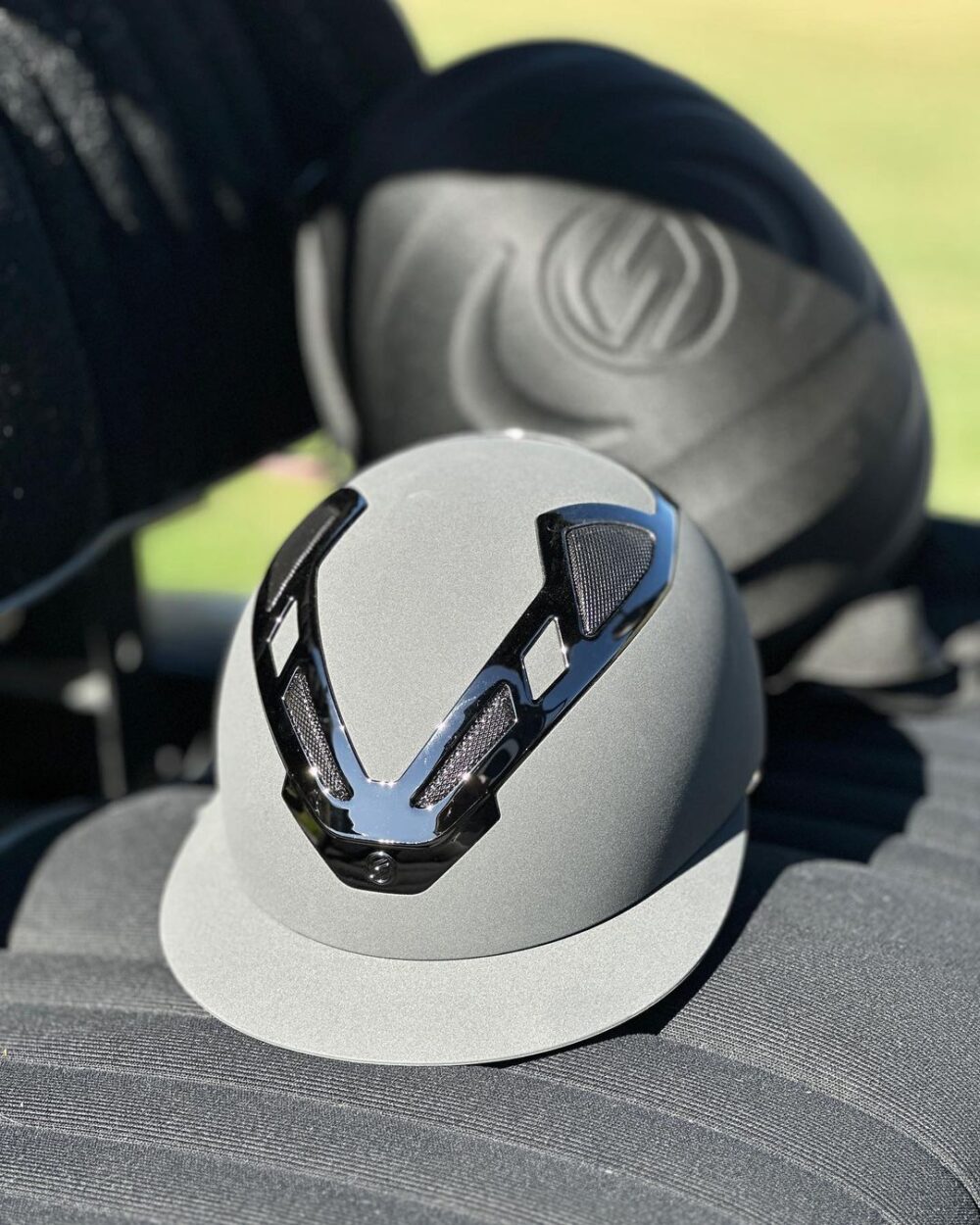 Suomy Apex Riding Helmet and Chrome Anthracite