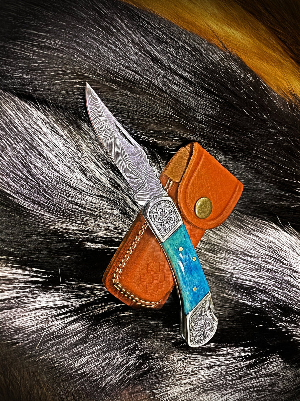 Pocket knife with dyed blue bone handle and Damascus blade TF-010B leather sheath on Tampa Home & Garden Store