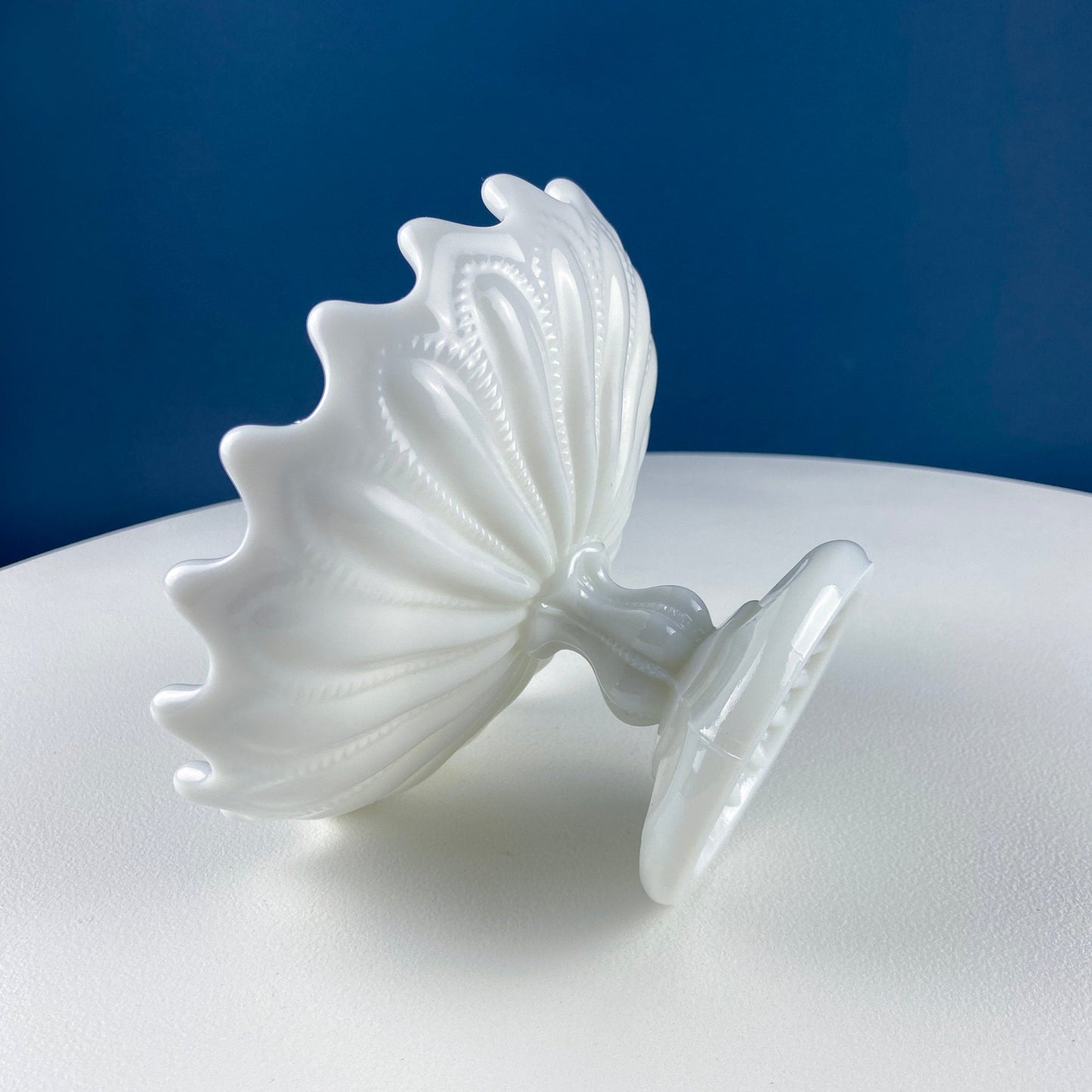 Small Milk Glass Footed Fruit or Candy Bowl with Scalloped Edge. Home Dining Room Kitchen Decor. White Serving Dish. Collectible Milk Glass.