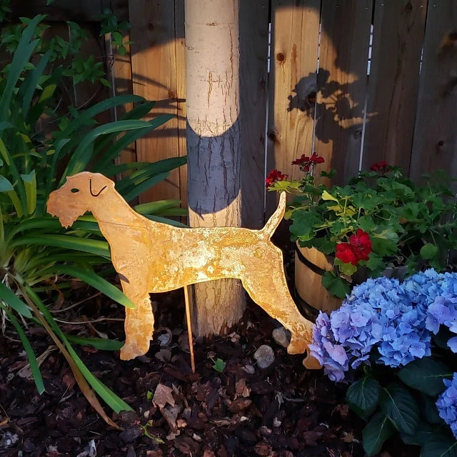 Airedale Terrier garden stake Rustica Ornamentals rusty orange metal lawn ornament on Tampa Home & Garden Store