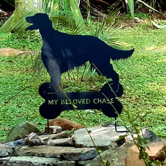 Irish Setter garden stake in black with bone sign MY BELOVED CHASE on metal wheel base on Tampa Home & Garden Store