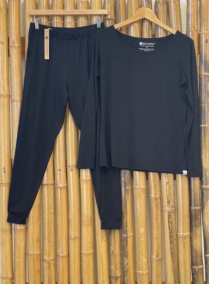Women's Bamboo Lounge Set black long sleeve tee and jogger pants by Spun Bamboo on Tampa Home & Garden Store