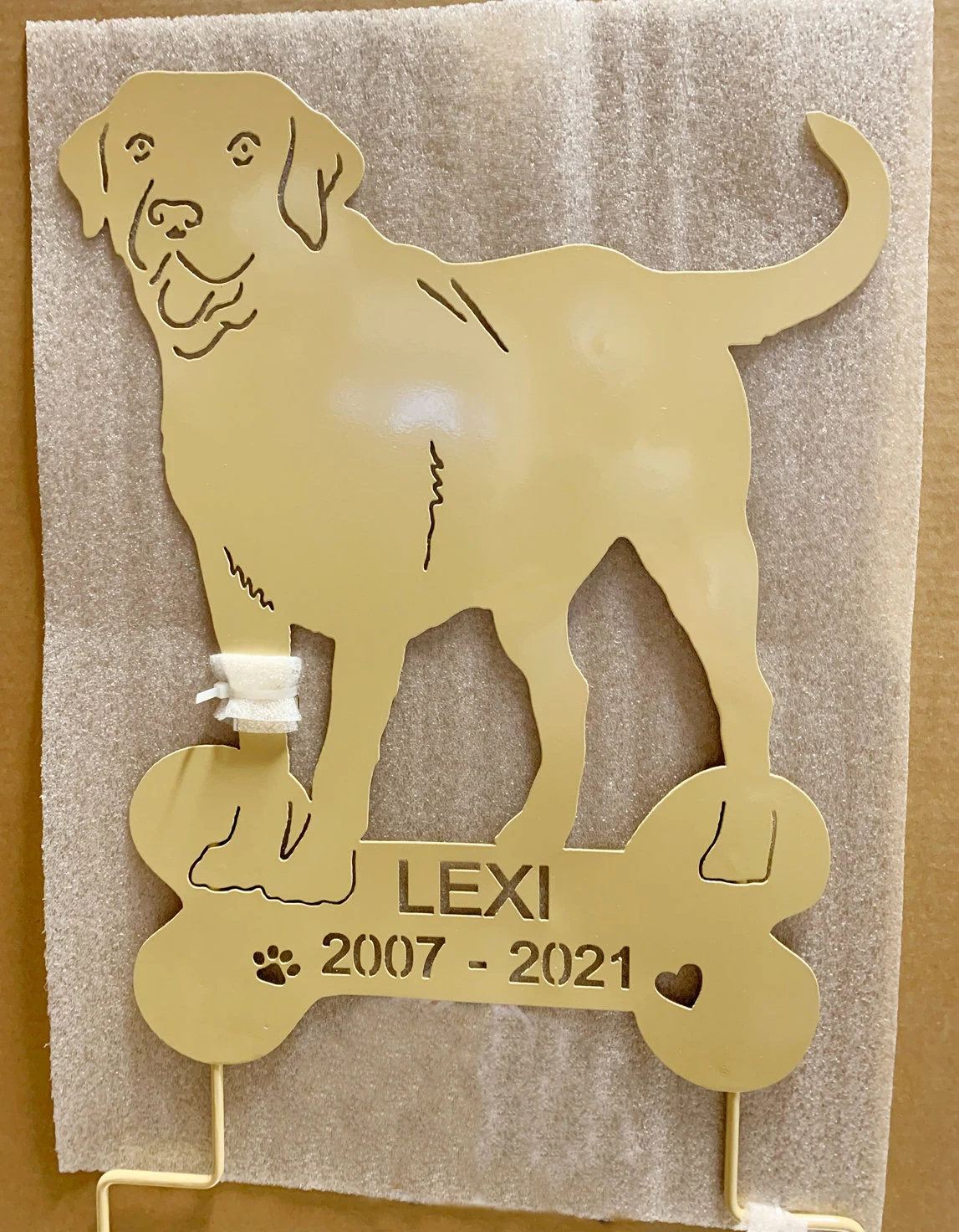 Labrador statue wall art silhouette in gold finish with bone base and Lexi engraving 2007-2021 on Tampa Home & Garden Store
