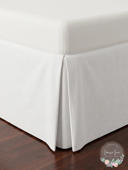 Hudson Park Collection 680TC Sateen Bedskirt ivory new with tags corner pleat Vanessa Jane on Tampa Home & Garden Store