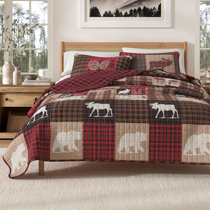 Rustic Woodland and Plaid Quilt Set for Bedroom