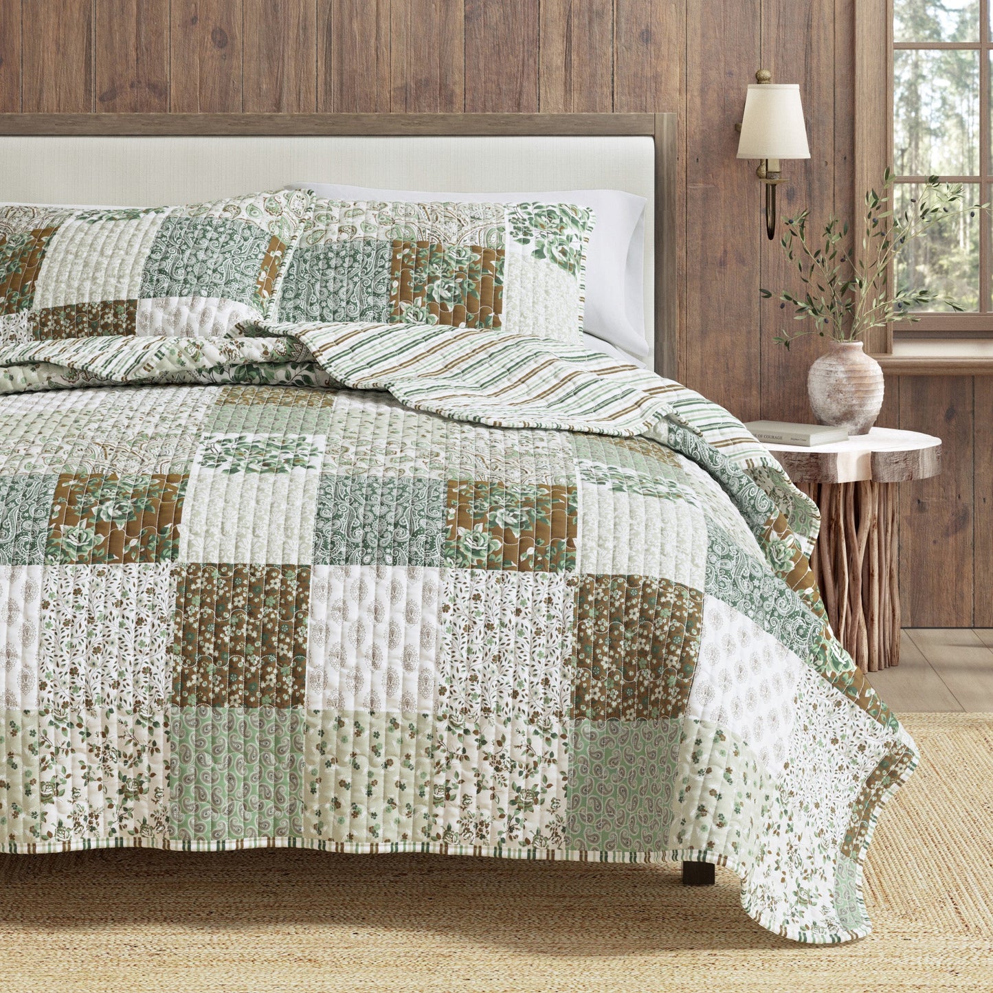 the Damia Floral Patchwork and Soft Quilt Set