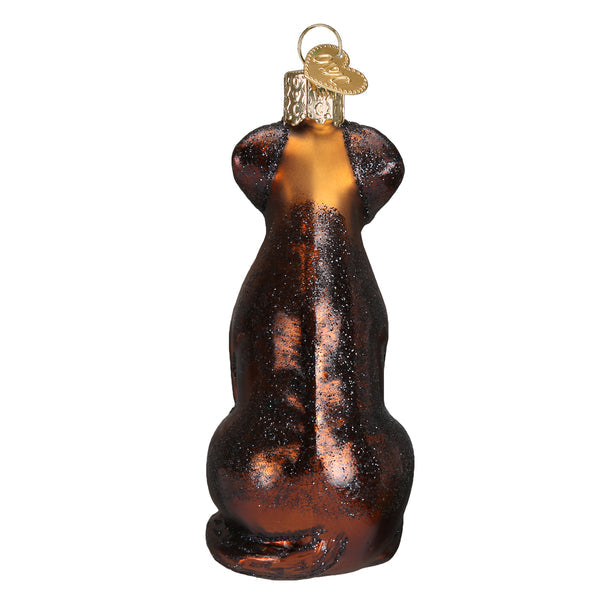 Adorno de cristal con forma de labrador de chocolate