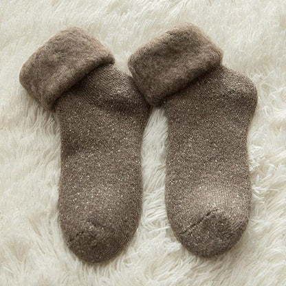 Stevvex crew socks pair in heather brown merino wool, thick cozy winter socks on plush rug on Tampa Home & Garden Store