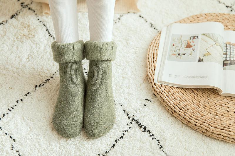 Stevvex crew socks Merino wool gray-green with fluffy cuff for warm winter wear on Tampa Home & Garden Store