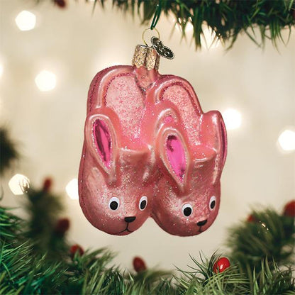 Adorno de cristal con forma de pantuflas de conejito