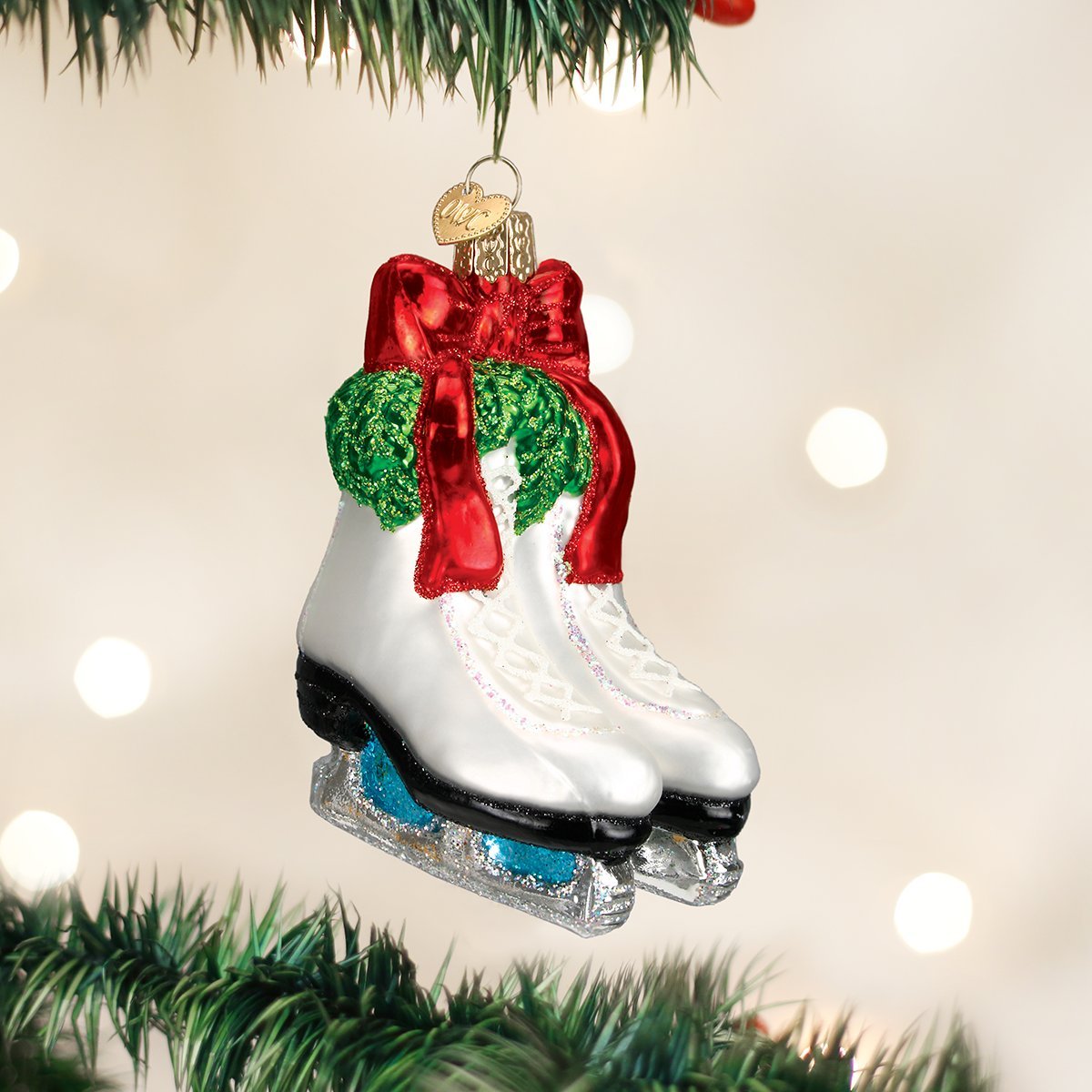 Adorno navideño de vidrio soplado con forma de patines del Viejo Mundo