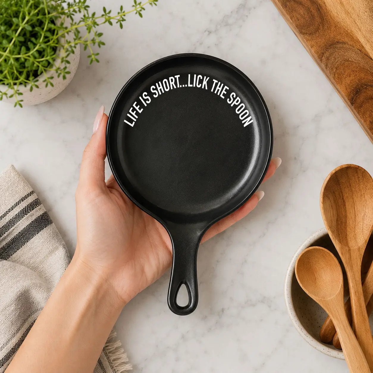 Lick the Spoon Bold Spoon Rest for Kitchen Style
