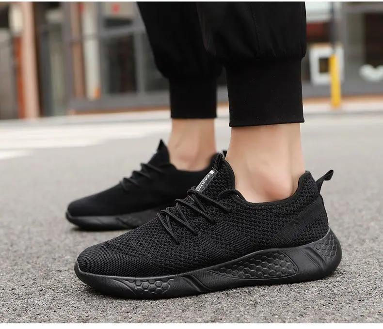 Lightweight Men's Running Shoes Breathable