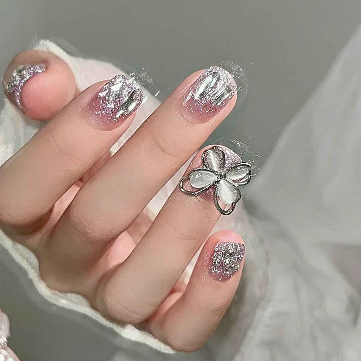 Shaketea luxury full-cover press-on nails, 24-piece false nails set with pink–silver glitter gradient on Tampa Home & Garden Store