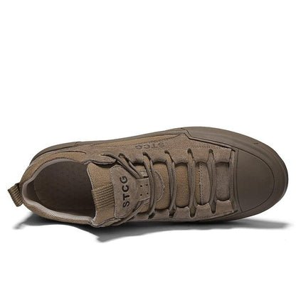 Mens Comfortable Leather and the Lace Sneakers