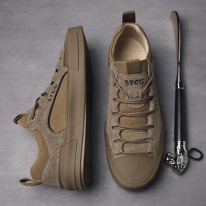 Mens Comfortable Leather and the Lace Sneakers